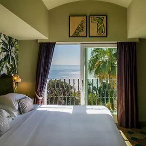 Carlotta Otel Taormina