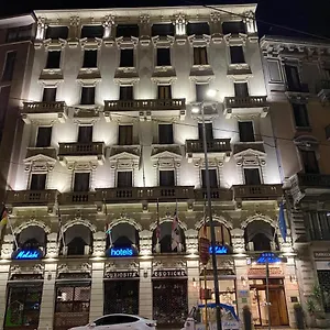 Mokinba King Milano