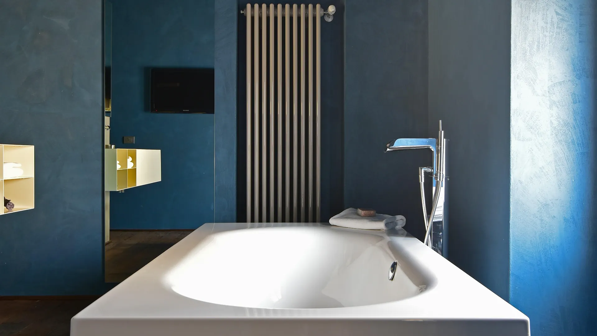 Palazzo Segreti Otel Milano 4*,  İtalya