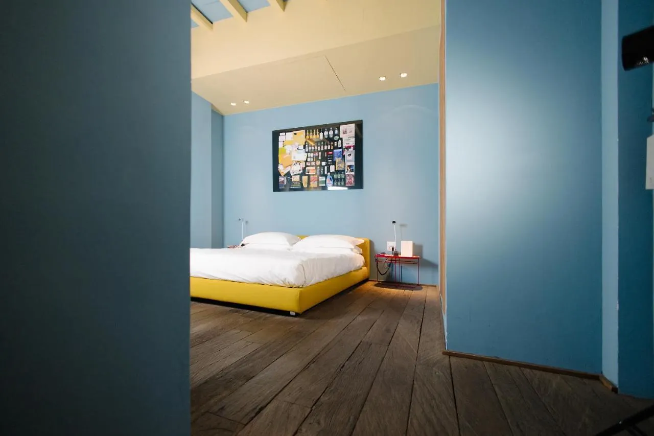 Palazzo Segreti Otel Milano 4*,  İtalya